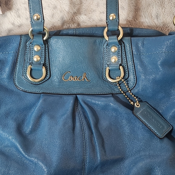 EUC Coach leather bag - Picture 3 of 7